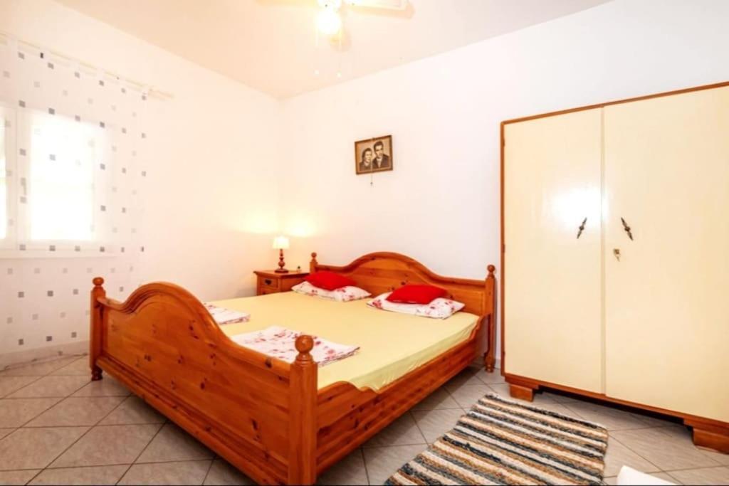 Irina Apartment *