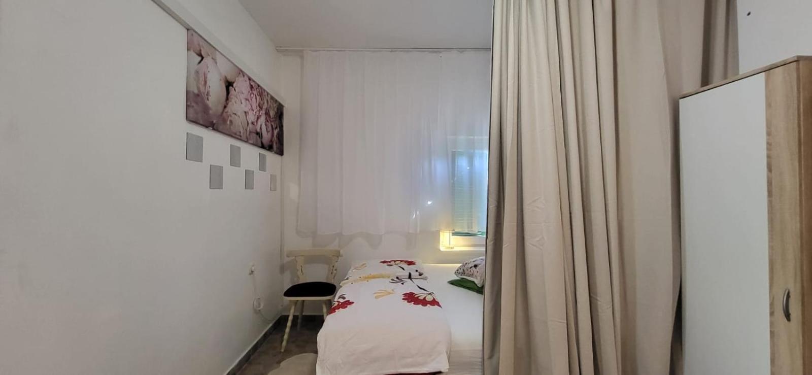 Irina Apartment *